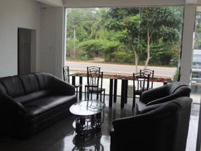 Padmasiri Holiday Resort