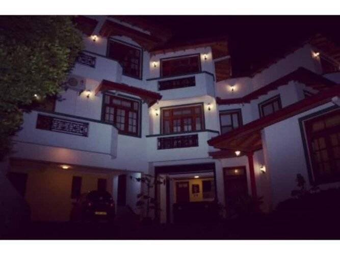 Hotel Mandakini