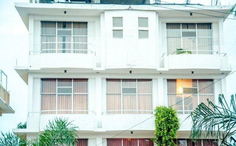 Marine Tourist Beach Guest House Negombo Beach