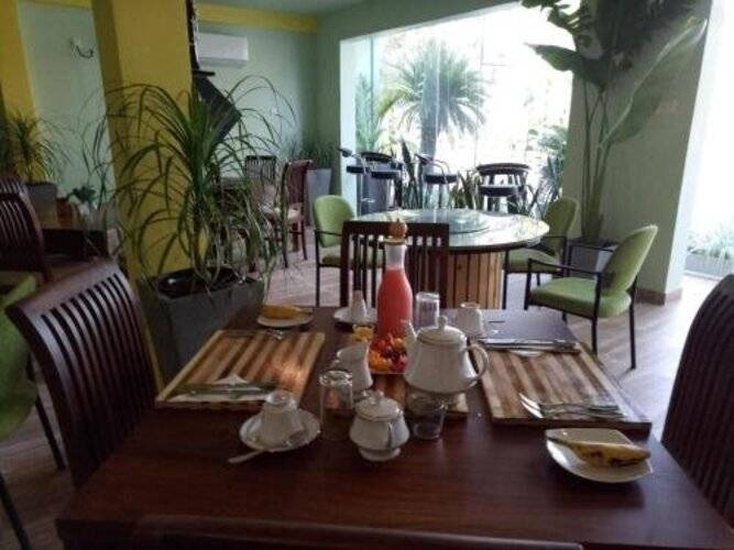 This Is It Airport Hotel And Restaurant