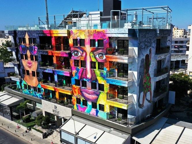 Rise Street Art Hotel