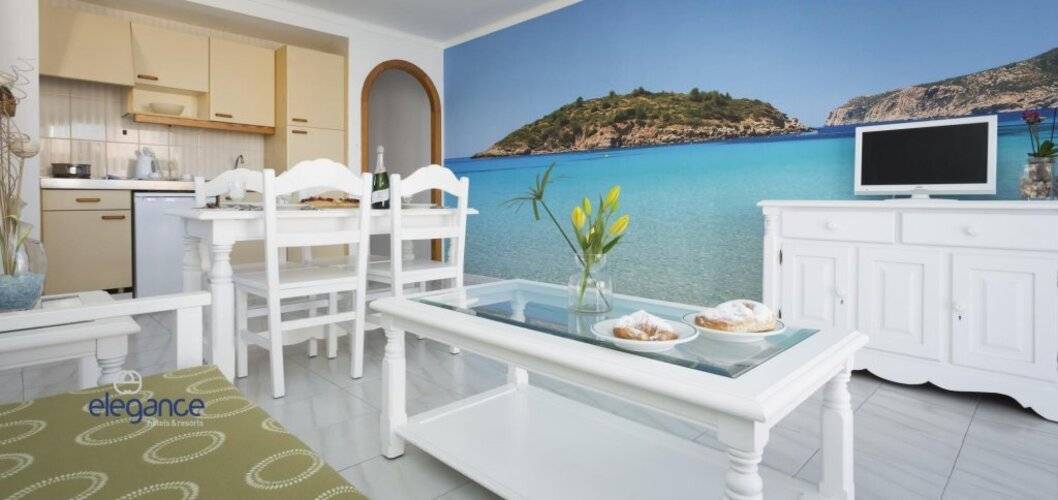 Solymar Apartments