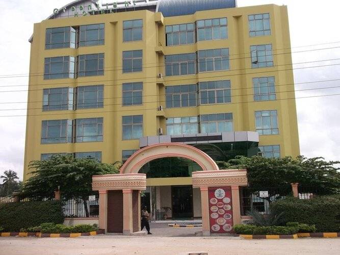 Greenlight Hotel