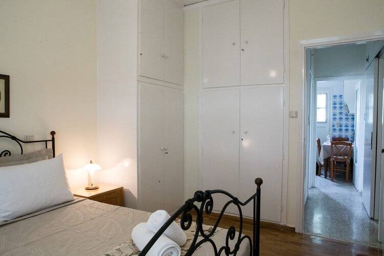 Best House Athens Larisis Metro (Liosion Str.)
