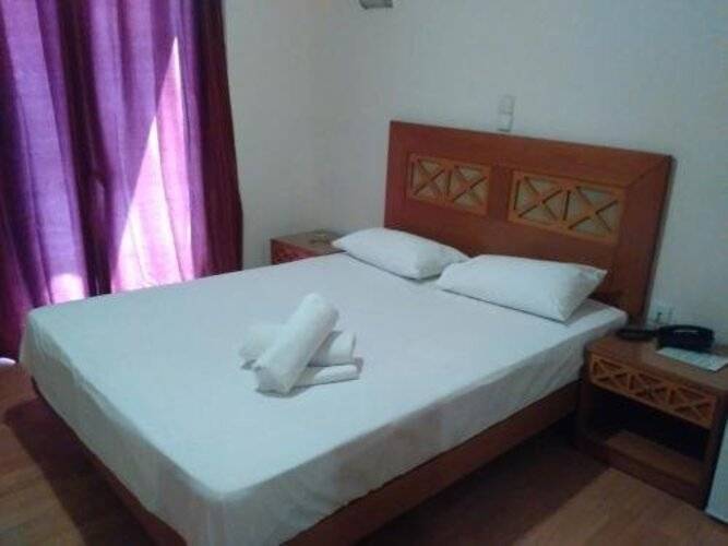 Glaros Hotel
