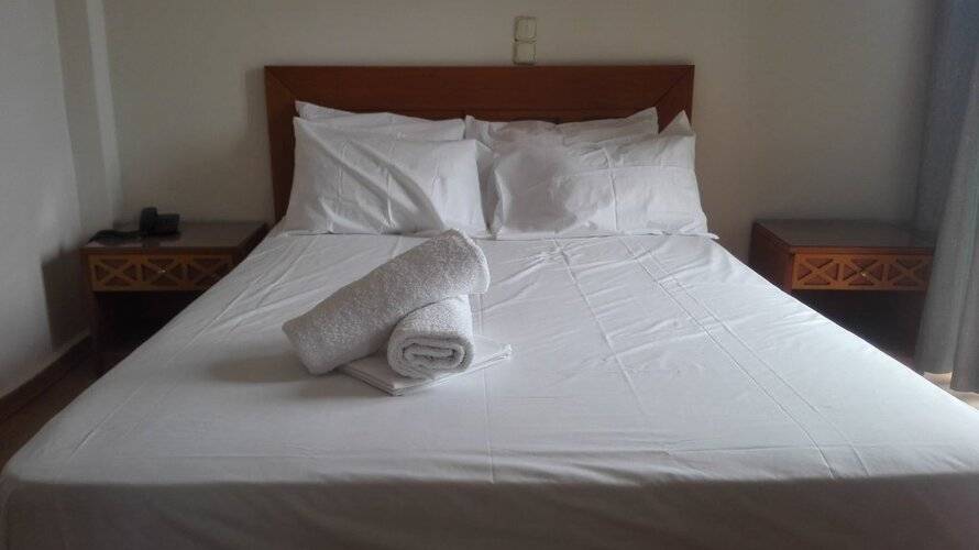 Glaros Hotel