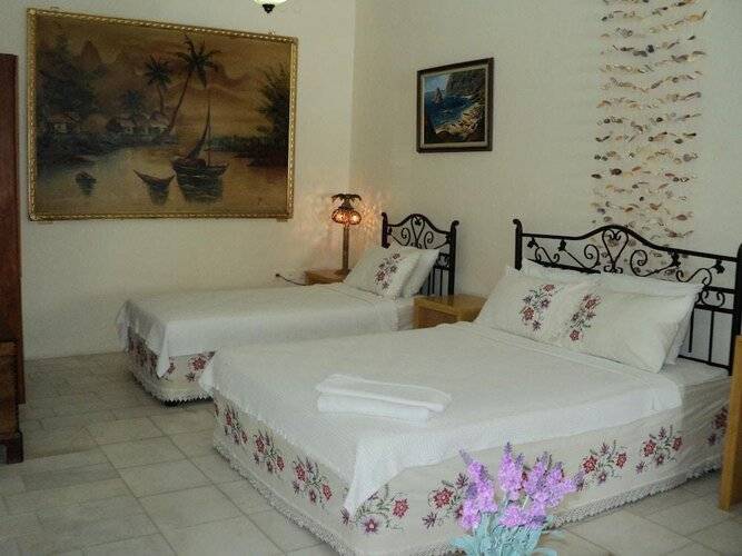 Antik Motel