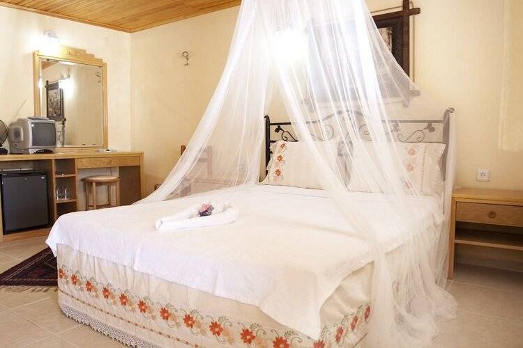 Antik Motel